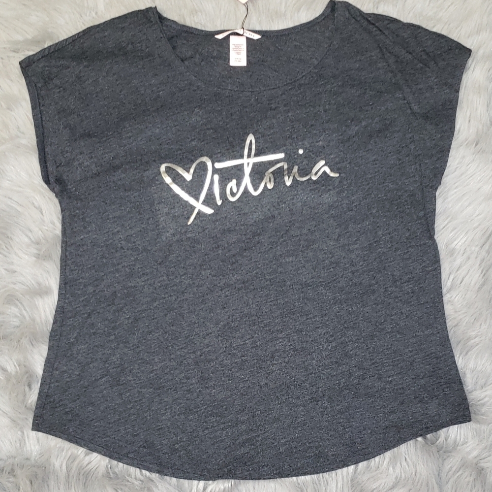 Victoria Secrets tshirt